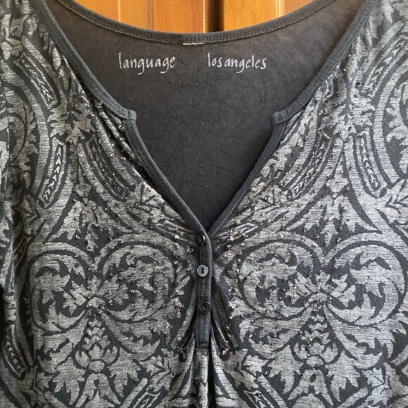 LANGUAGE Los Angeles Black & Gray Pattern Beaded V-neck T Shirt - 3/4 Sleeve - M - Picture 4 of 7